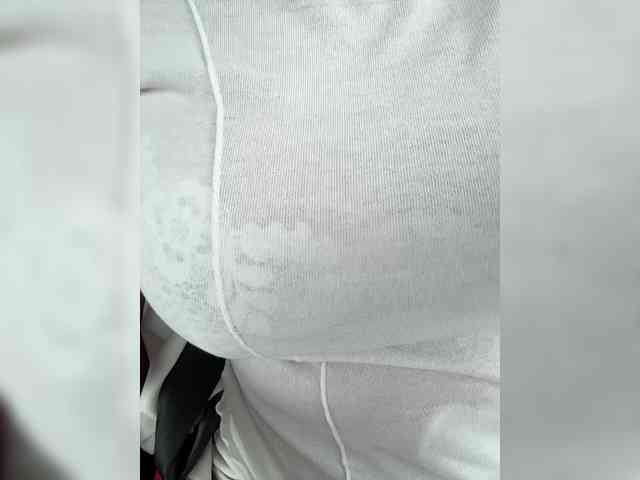 Sandra-public-boobs webcam