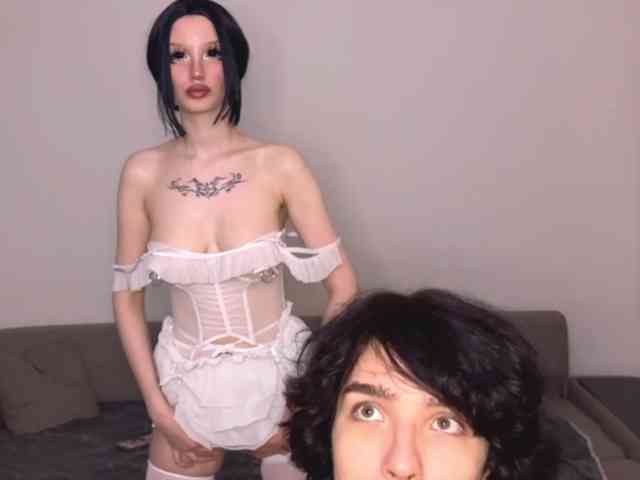 YoungPair webcam