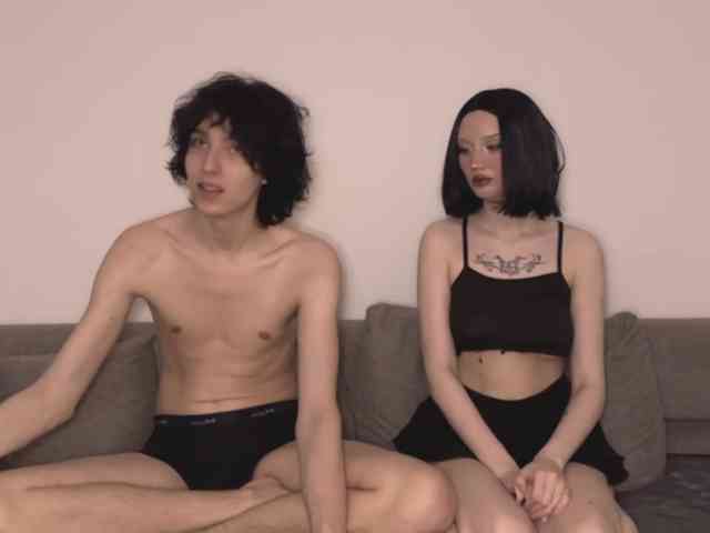 YoungPair webcam