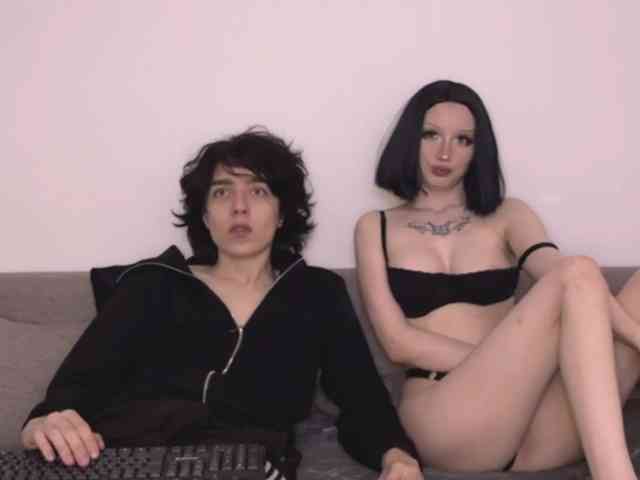 YoungPair webcam