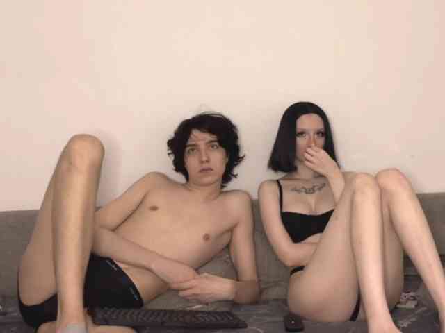 YoungPair webcam