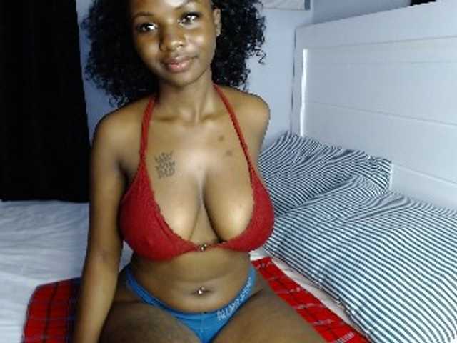 Jojo-jojo's BongaCams show and profile