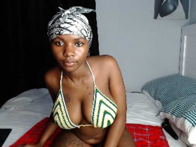 Jojo-jojo's BongaCams show and profile