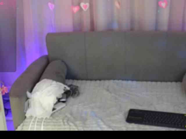 MollyWettmond webcam