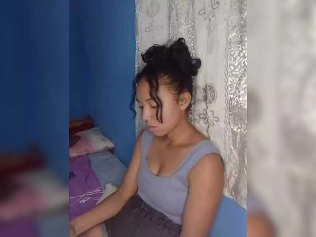 NoeLah Live Cam on BongaCams and RICams