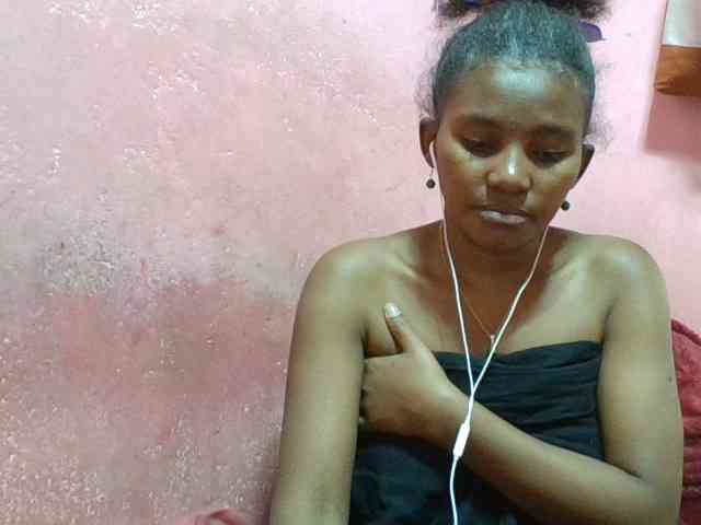 NoeLah webcam