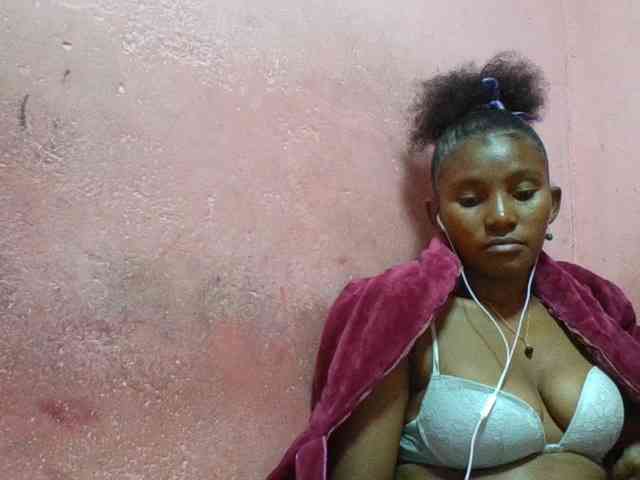 NoeLah webcam