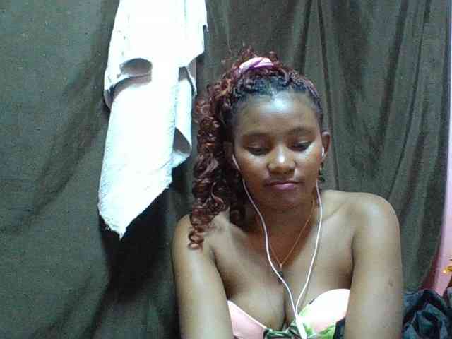 NoeLah webcam