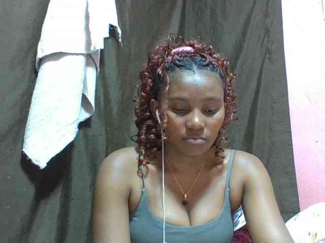 NoeLah webcam