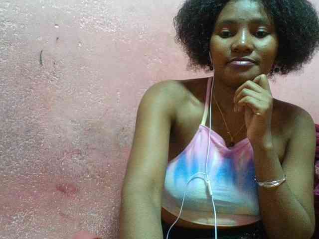 NoeLah webcam