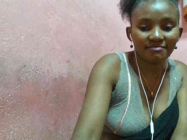 NoeLah webcam