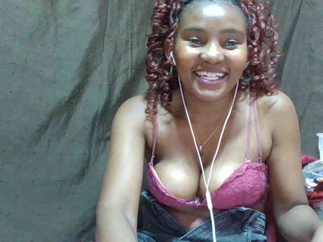 NoeLah webcam