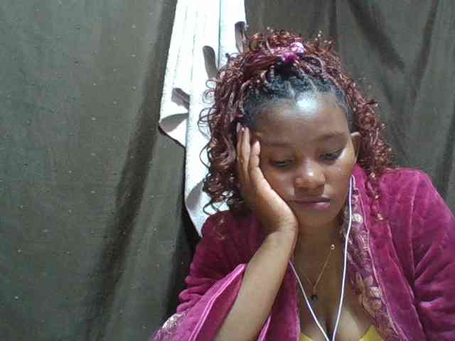NoeLah webcam