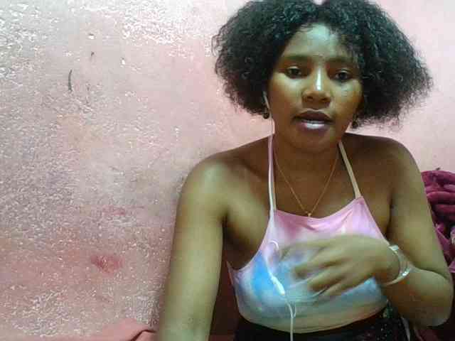 NoeLah webcam