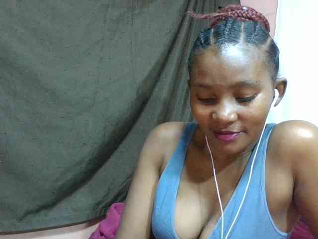 NoeLah webcam