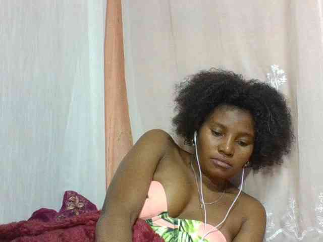 NoeLah webcam