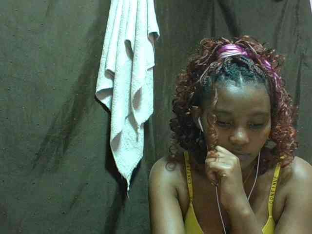 NoeLah webcam