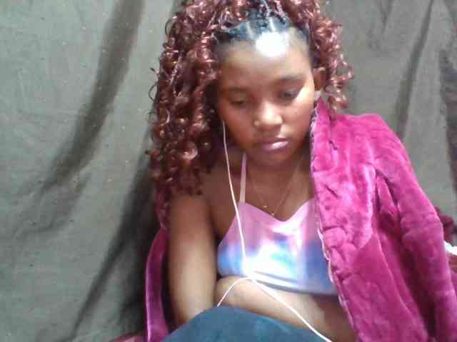 NoeLah webcam