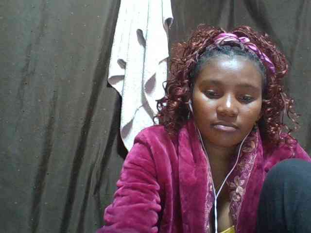 NoeLah webcam