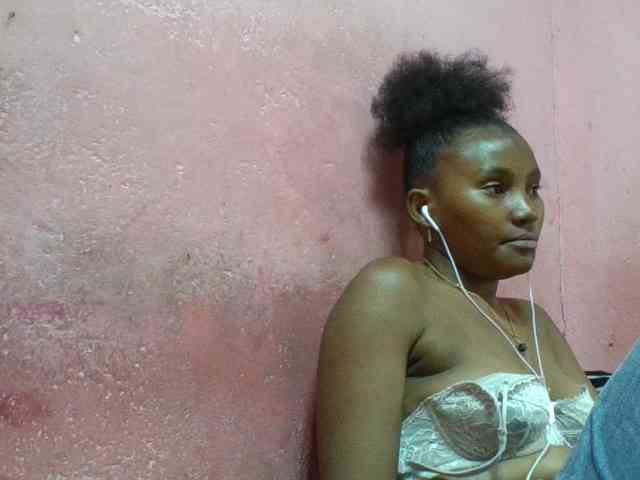 NoeLah webcam