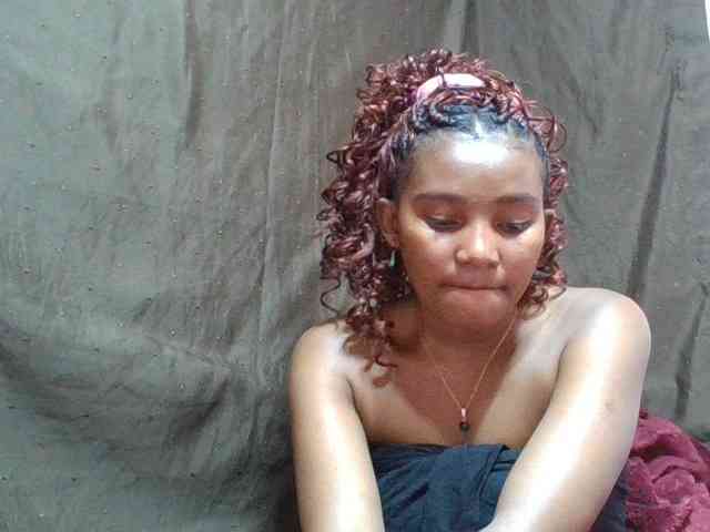 NoeLah webcam
