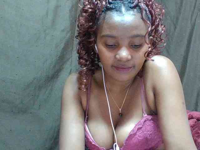 NoeLah webcam