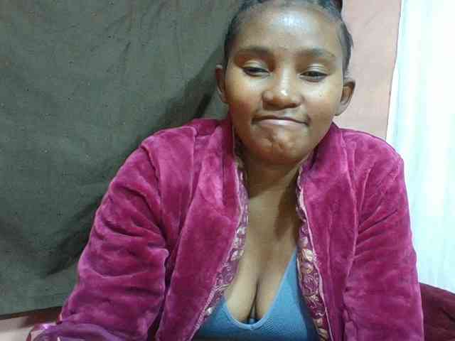 NoeLah webcam