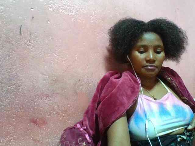 NoeLah webcam