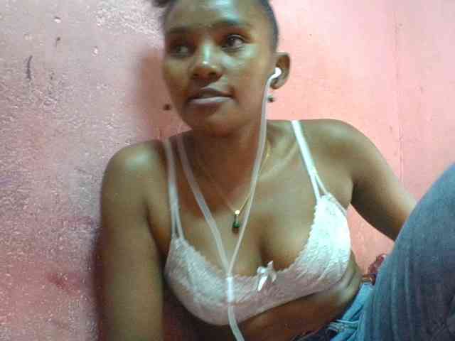 NoeLah webcam