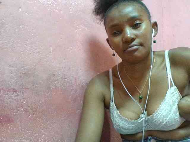 NoeLah webcam