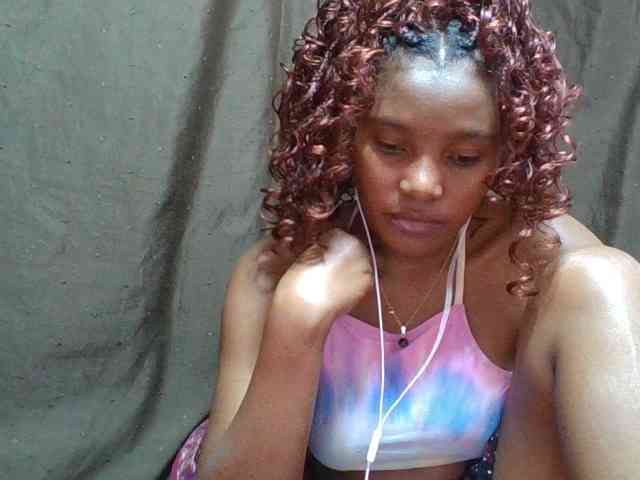 NoeLah webcam