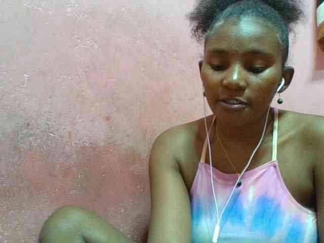 NoeLah webcam