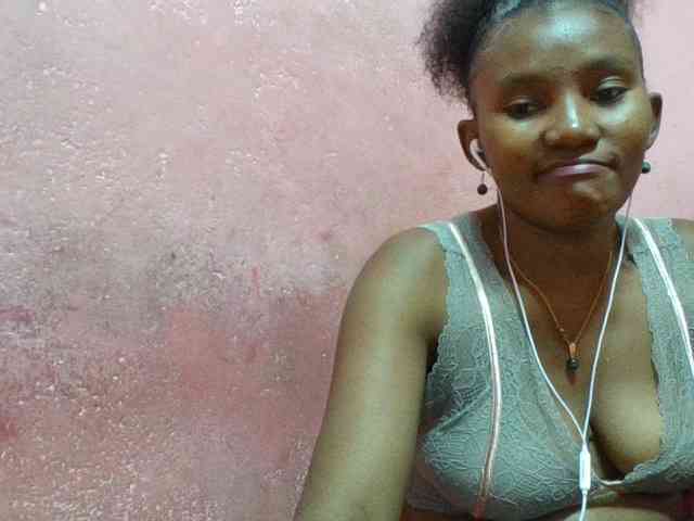 NoeLah webcam