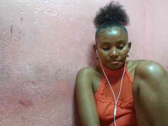 NoeLah webcam