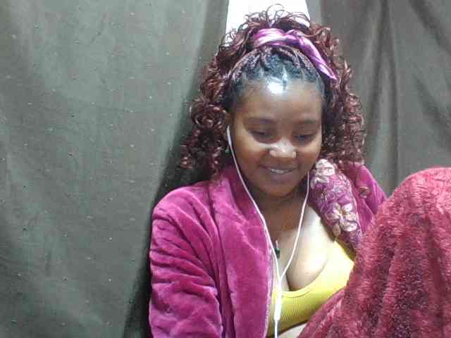 NoeLah webcam