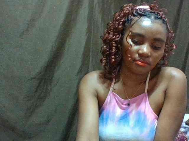 NoeLah webcam