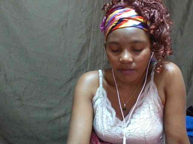 NoeLah webcam