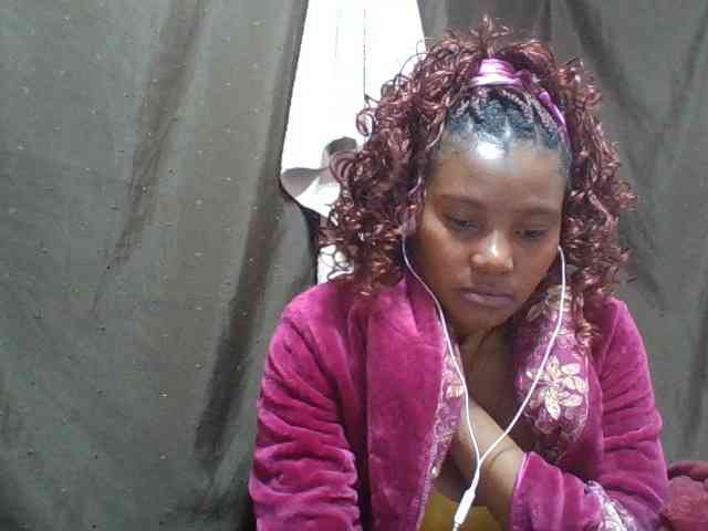 NoeLah webcam