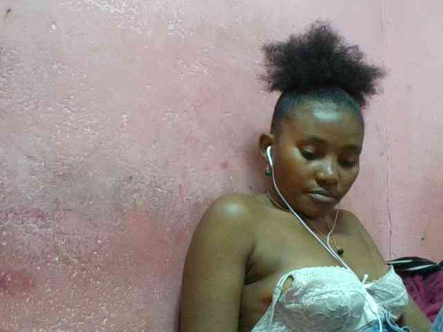 NoeLah webcam