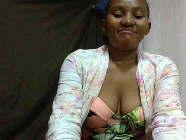 NoeLah webcam