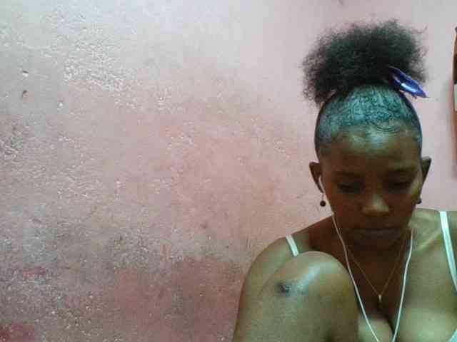NoeLah webcam