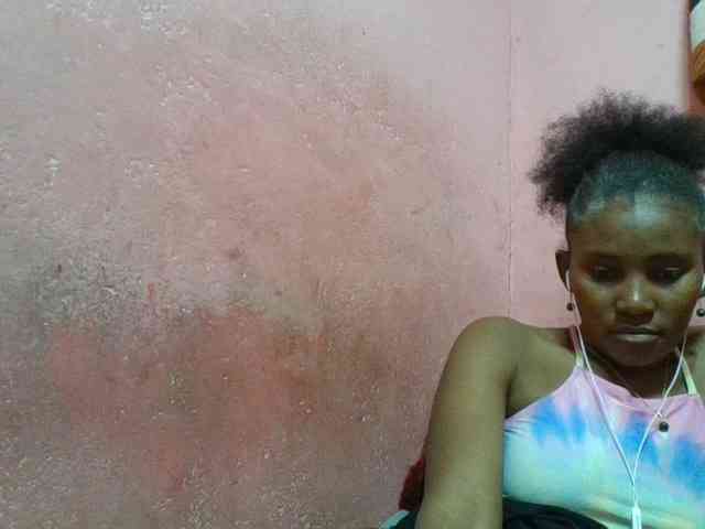 NoeLah webcam