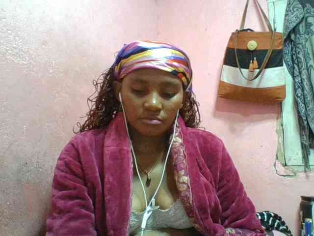 NoeLah webcam