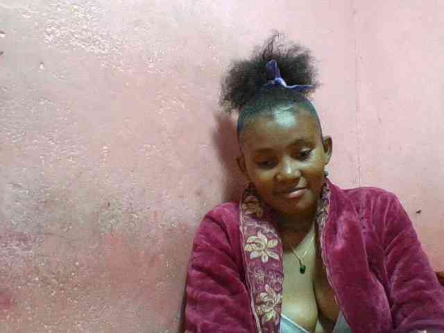 NoeLah webcam