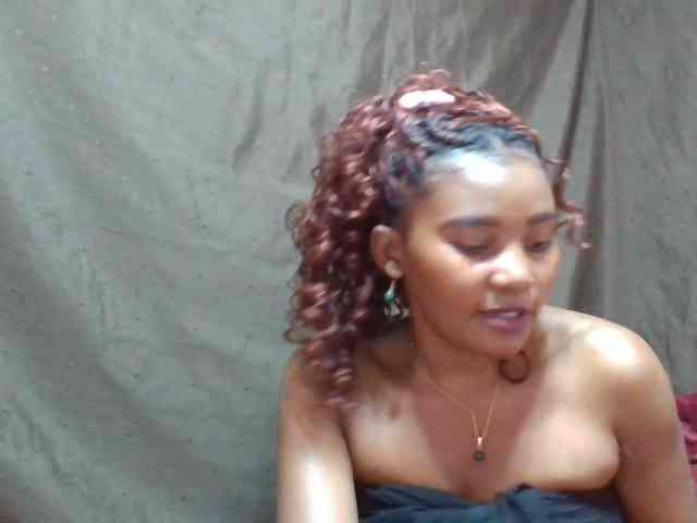 NoeLah webcam