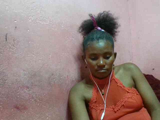 NoeLah webcam