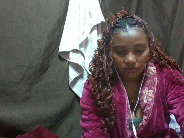 NoeLah webcam