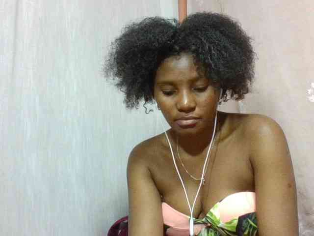 NoeLah webcam