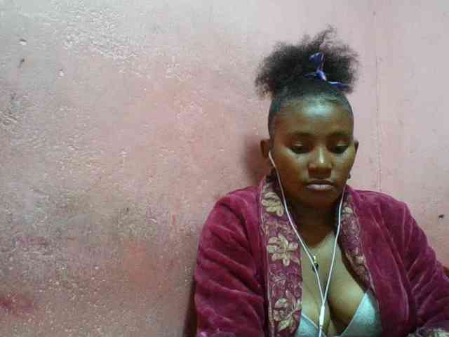 NoeLah webcam