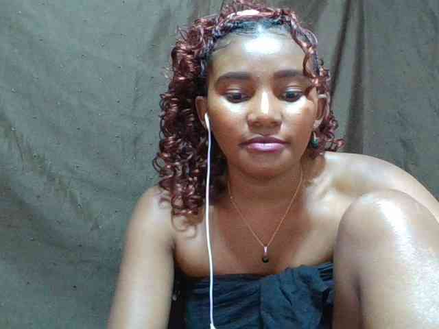 NoeLah webcam
